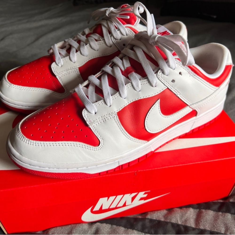 NIKE - Dunk Low 'Championship Red'